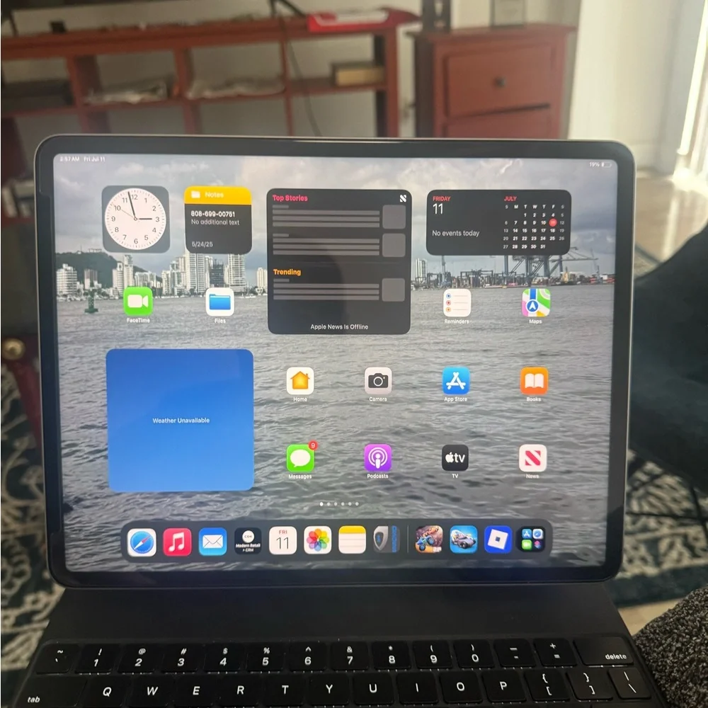 Apple iPad Pro with Gray Keyboard